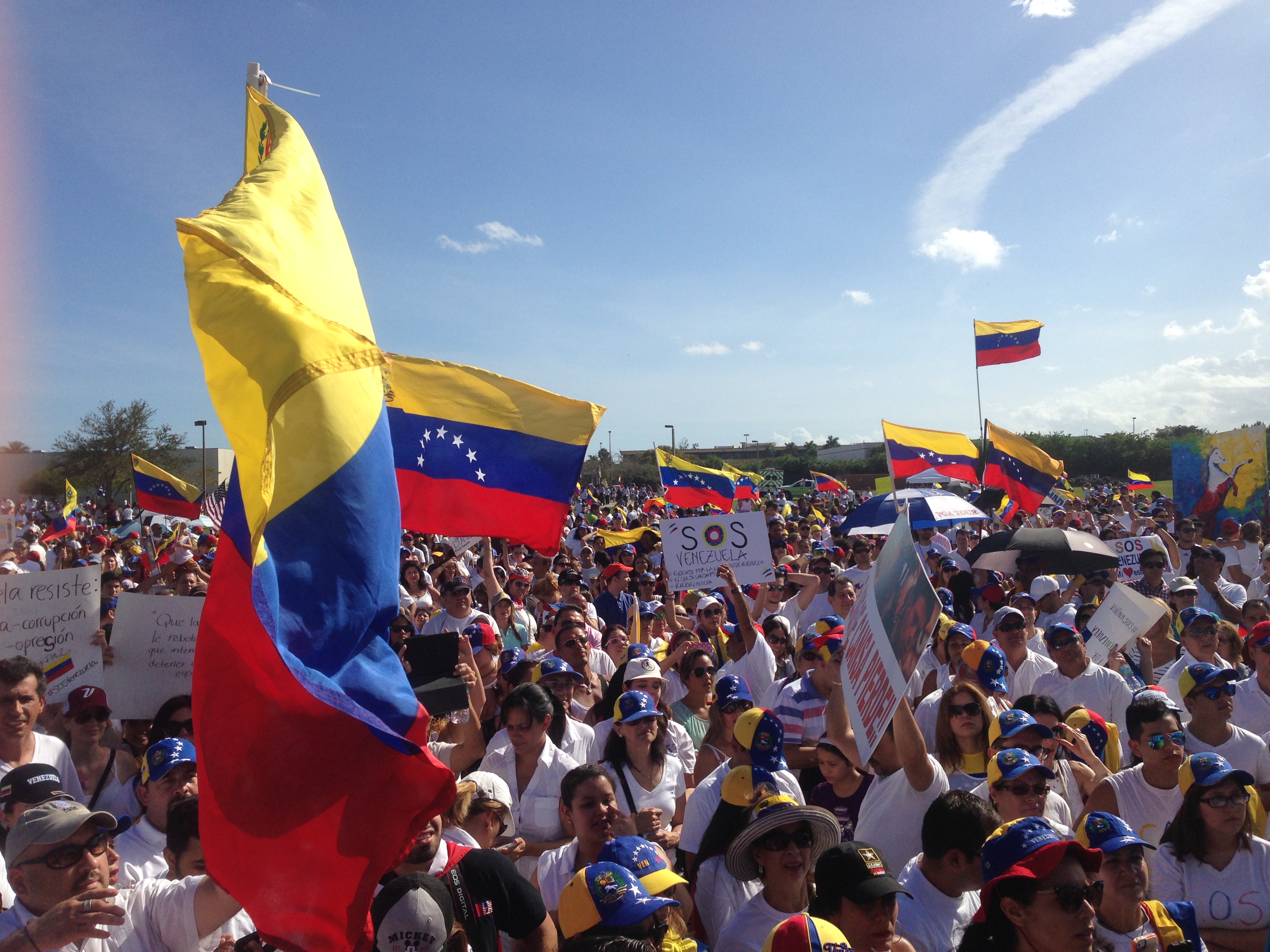 Venezolanos en Miami: distantes pero no ausentes